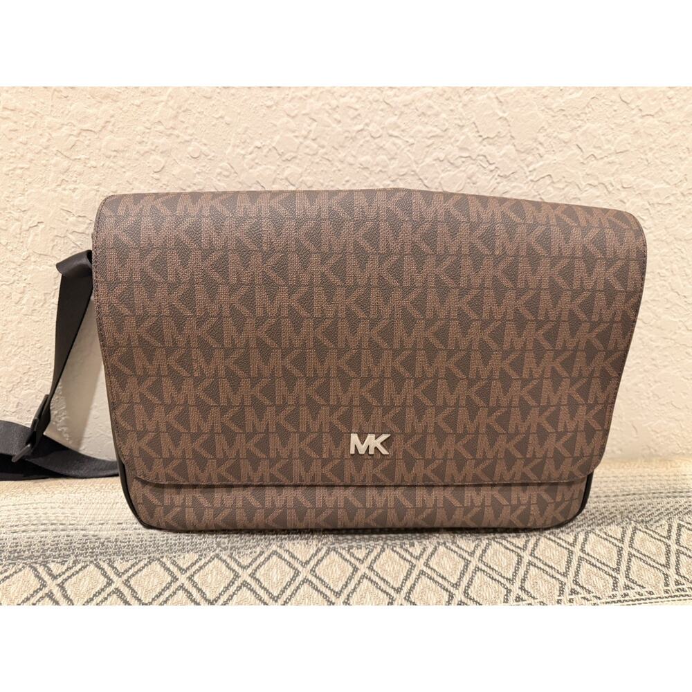 Michael Kors Brown MK Logo Messenger Bag Fits 17in laptop retails $348 Excellent - Picture 2 of 10